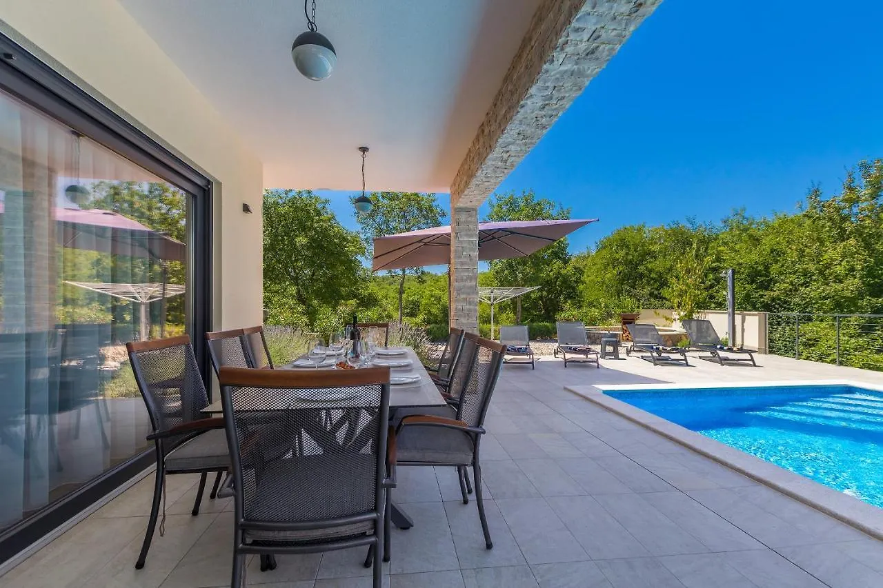Villa Meraviglia With Private Pool Kornic 0*,