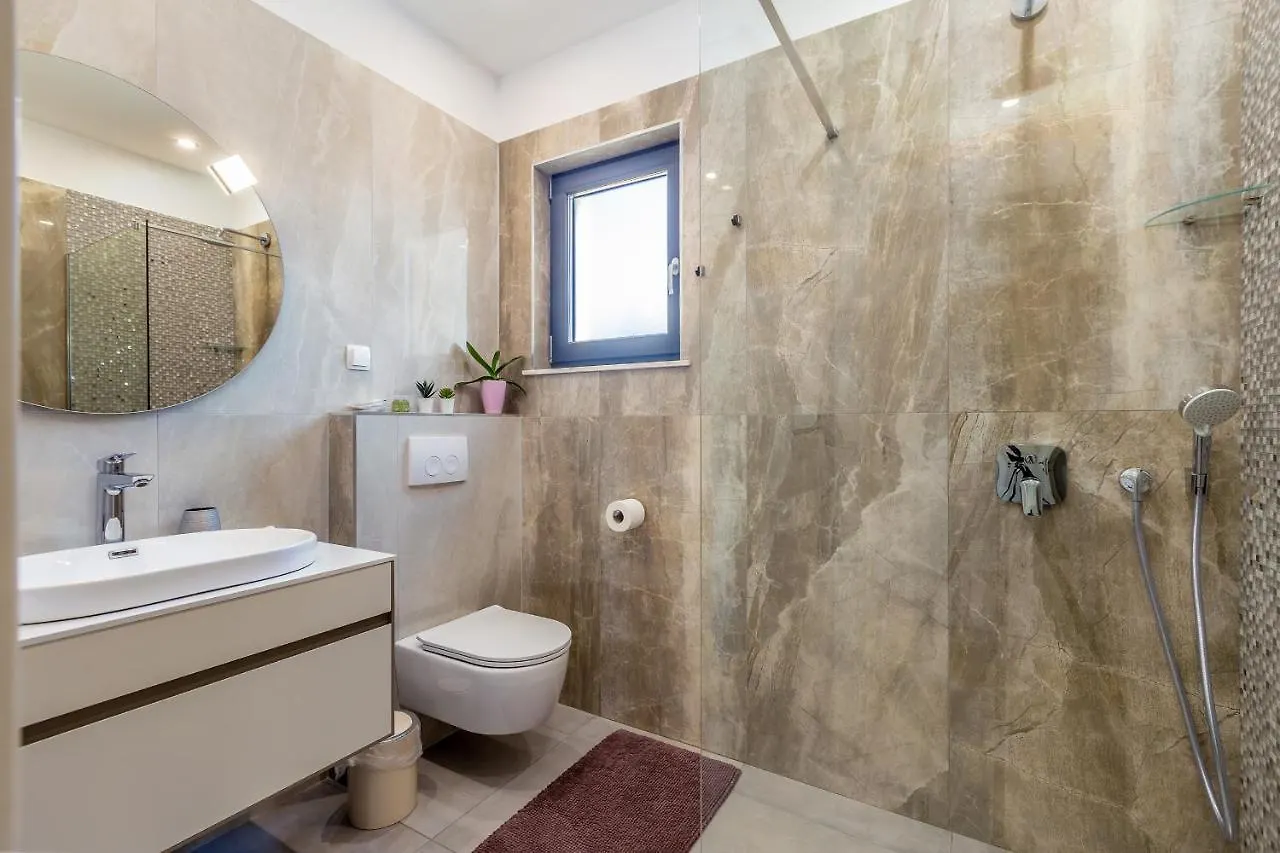 Villa Meraviglia With Private Pool Kornic
